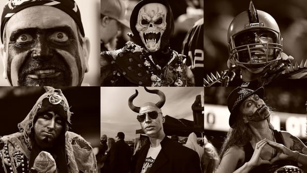 oakland-raiders-fans-las-vegas-relocation.jpg